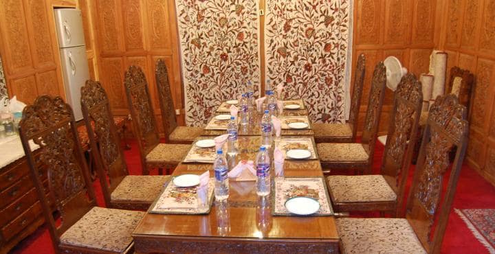 Anarkali Houseboat Srinagar Restaurant